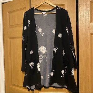 M Black and white floral cardigan
